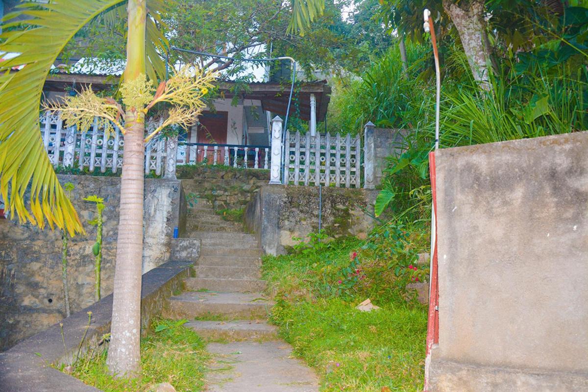 Soorya Inn Елла Екстер'єр фото