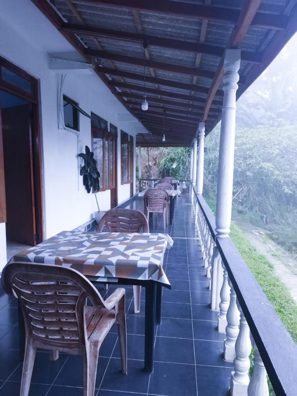 Soorya Inn Елла Екстер'єр фото