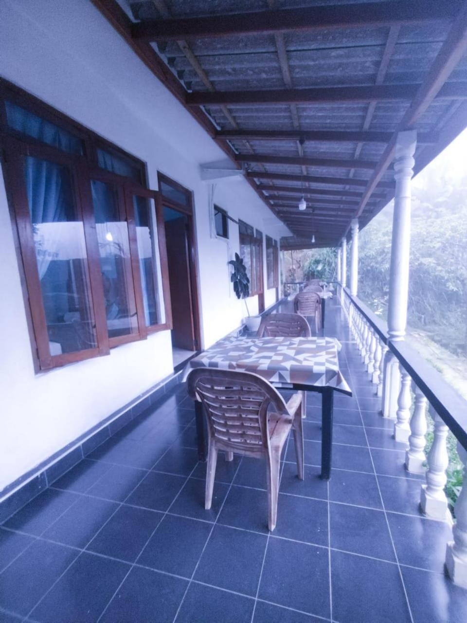 Soorya Inn Елла Екстер'єр фото