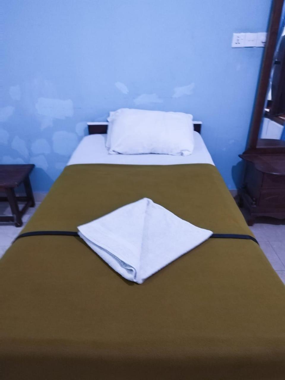 Soorya Inn Елла Екстер'єр фото