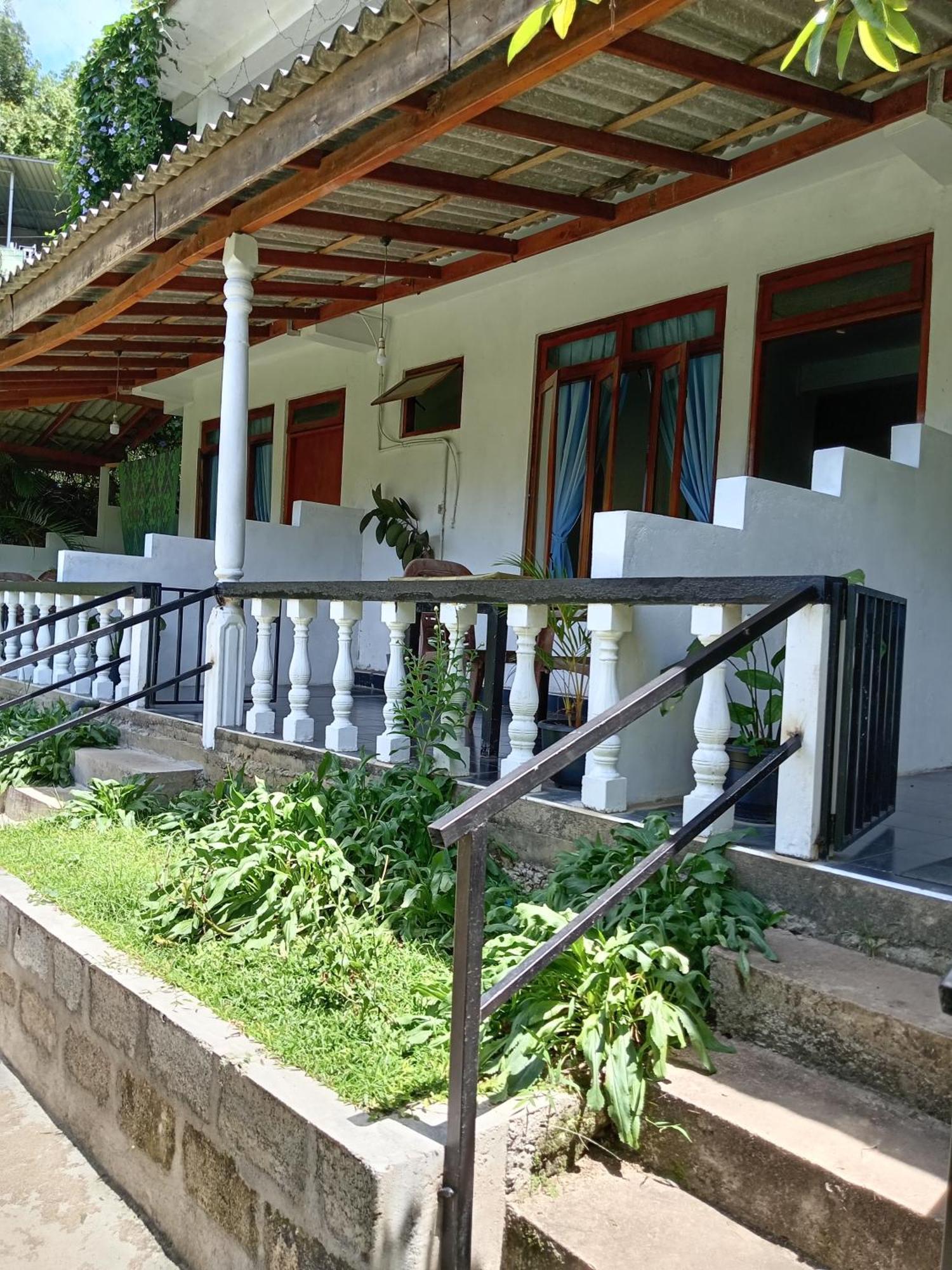 Soorya Inn Елла Екстер'єр фото